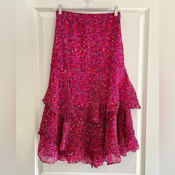 Diane von Furstenberg Dresses & Skirts - EUC Diane von Furstenburg skirt Silk Sz. XS Pink